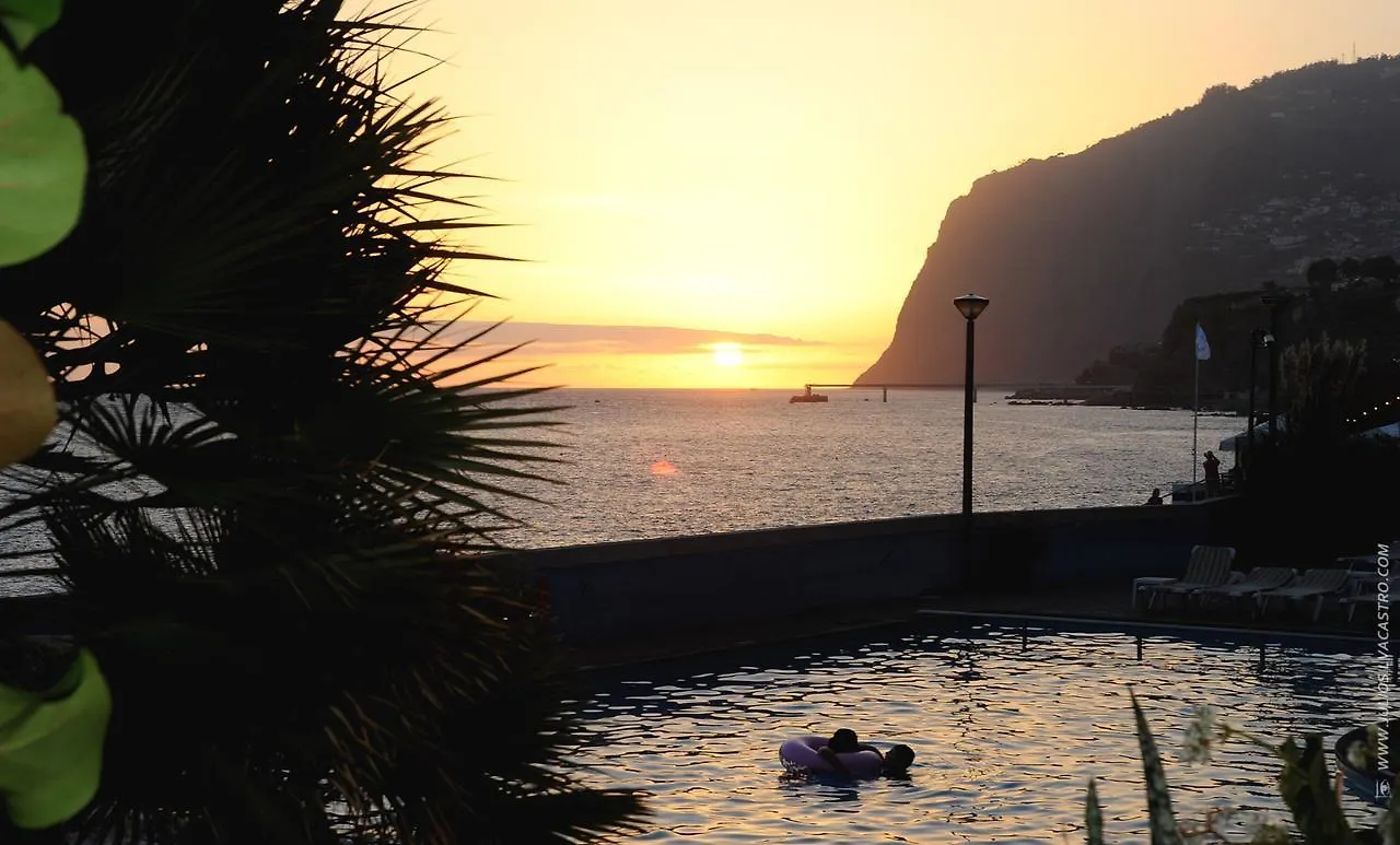 Atlantic Garden Sunset Apartment 丰沙尔